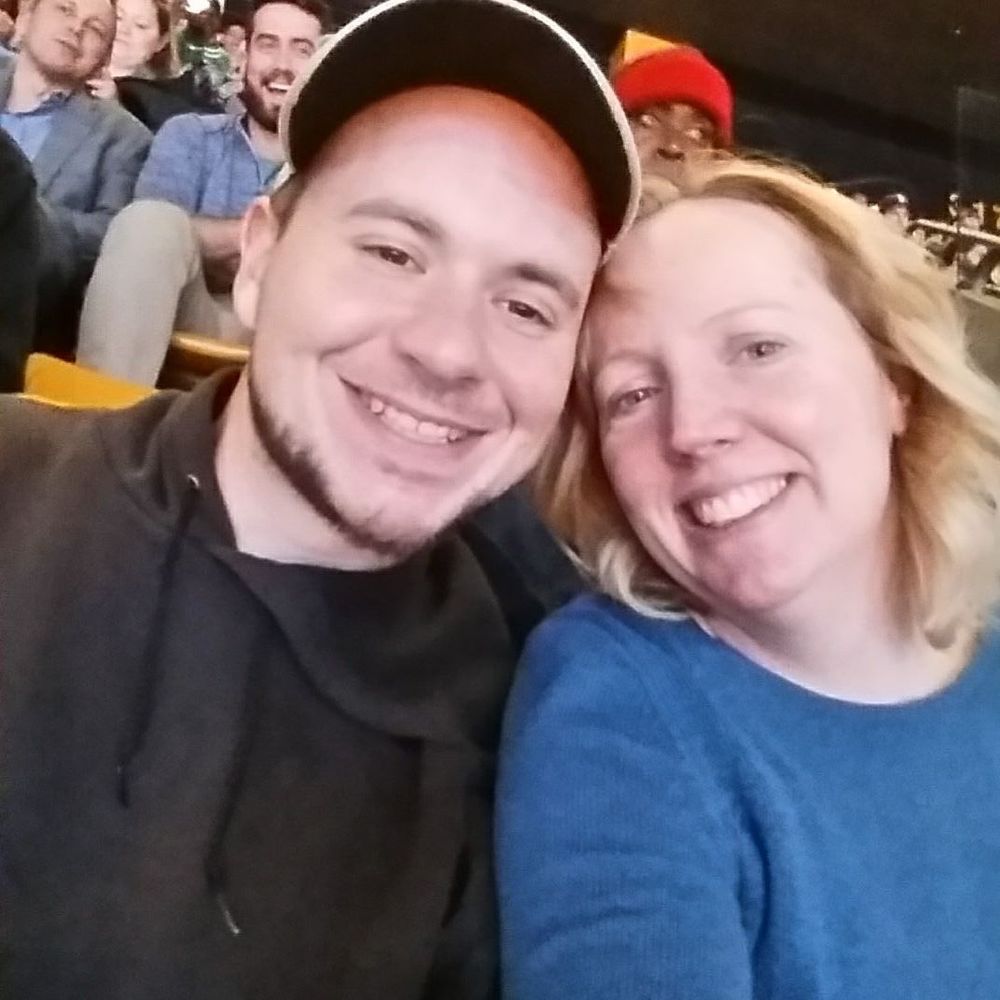 Meet your Posher, Hillary